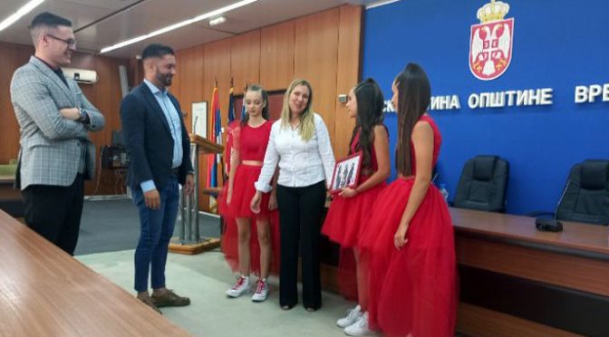 Srbija u ritmu Evrope – Iva, Maša i Jana očekuju glasove Vrbašana