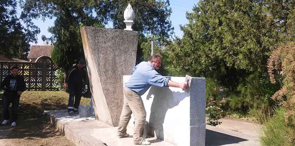 Obnova spomenika palim borcima u Drugom svetskom ratu