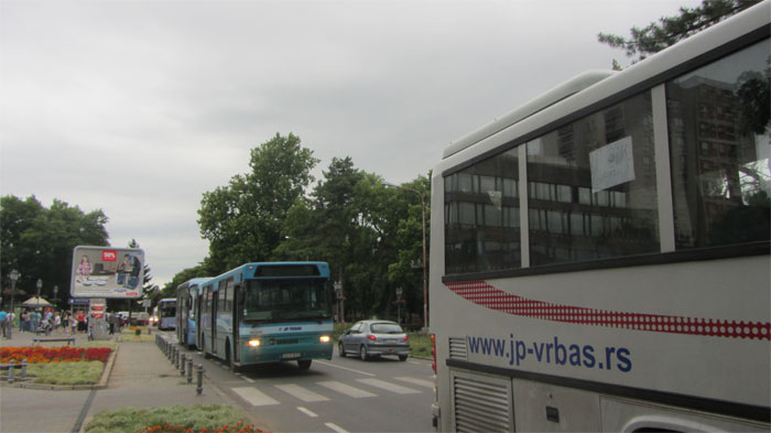 Autobuska Sednica 013 a