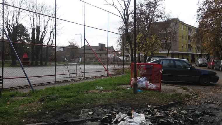 Ponovo vandalizam nad javnom imovinom – Ovoga puta na meti novi kontejneri