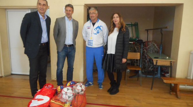Vrbas je opština za primer, rekao je pokrajinski sekretar za sport i omladinu Vladimir Batez