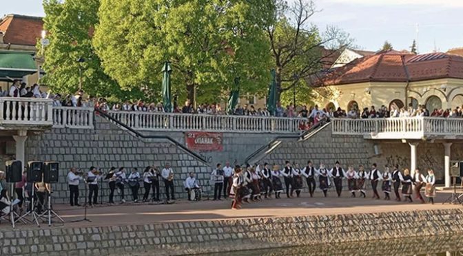 „Zlatni opanak“ folklorašima Vrbasa u Valjevu